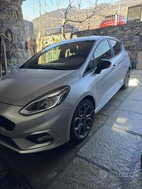 Ford fiesta st line per neopatentati