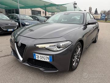 Alfa Romeo Giulia 2.2 Turbodiesel 160 CV AT8 Execu