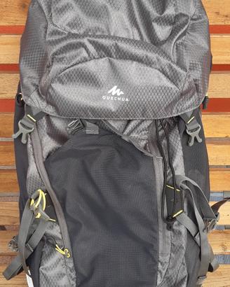 Zaino da alpinismo o escursionismo 