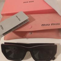 occhiali da sole Miu Miu 