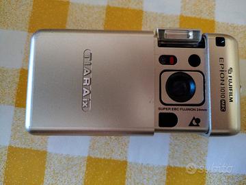 macchina foto compatta a rullino