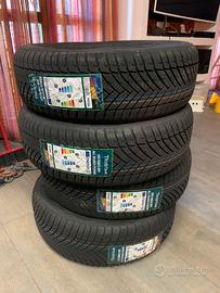 4 gomme auto quattro stagioni 165/60R 16