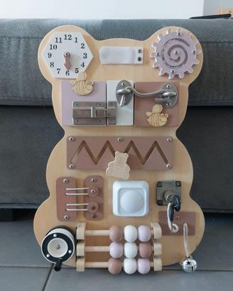 Busy board montessori in legno -tavola sensoriale-