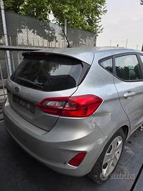 FORD FIESTA DEL 2018 PER RICAMBI