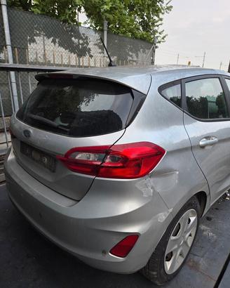 FORD FIESTA DEL 2018 PER RICAMBI