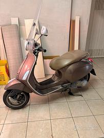 Vespa primavera 150