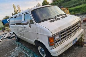 Dodge Ram Van B 250 
