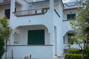 Villa a baia felice