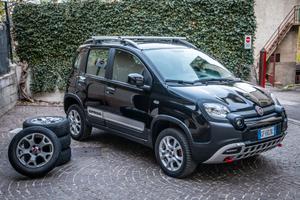 FIAT PANDA CROSS 4X4 benzina 2021