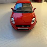 Modellino Fiat Punto rosso – die-cast, buone condi
