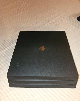 PlayStation 4 Pro (PS4 Pro) 1TB + 2 controller