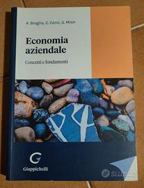 2 libri Economia aziendale