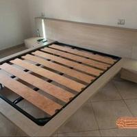 LETTO MATRIMONIALE con Comodini Illuminati