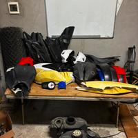 pezzi di ricambio carene yamaha r125 2008-2013