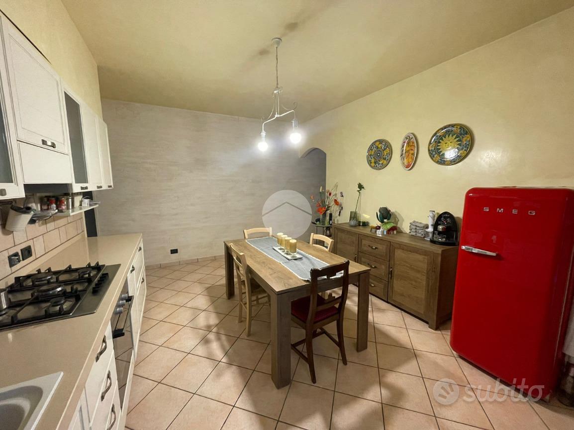 PORZIONE DI BIFAMILIARE A SAN GIORGIO BIGARELLO - Vista 4