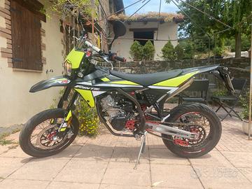 Fantic 125 XMF Performance