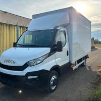 Iveco daily 35c18 motore 3000 euro 5 km 235000