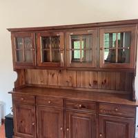 Mobile in noce massello