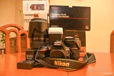 Kit fotografico Nikon D3500 con Obiettivi e Flash