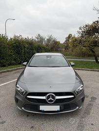 MERCEDES CLASSE A180 D BUSINESS EXTRA