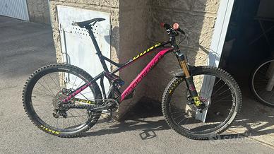 Bici da downhill Mondraker