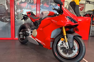 DUCATI Panigale V4 R LIVERY