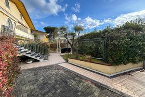 Appartamento di 105 m² con 3 locali a Massa