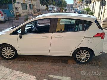 Auto Ford B-Max