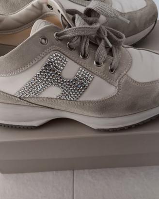 Scarpe sneakers bianche con glitter marca HOGAN