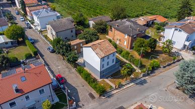 CASA INDIPENDENTE A NOVI DI MODENA