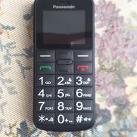 Telefonino cellulare con tasti grandi