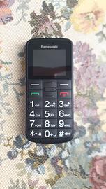 Telefonino cellulare con tasti grandi