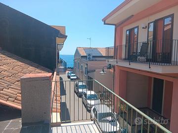 Stazzo - Casa singola a pochi passi dal mare