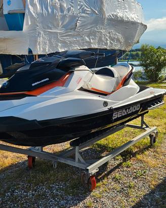 carrello moto d'acqua