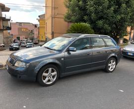 Audi A4 2.5 V6 tdi