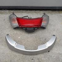 Faro posteriore yamaha majesty 400