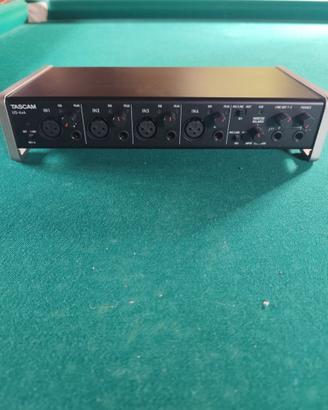 Tascam US-4x4