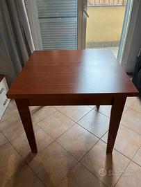 Tavolo 90x90 con 4 sedie