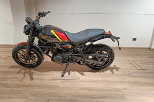 Royal Enfield Guerrilla 450