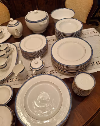 Servizio piatti da 12 Royal Bone China -Emerald
