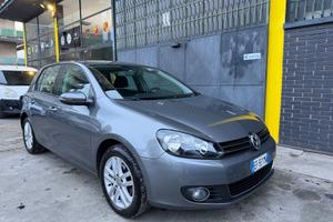 Volkswagen Golf 1.6 TDI DPF DSG 5p. Highline