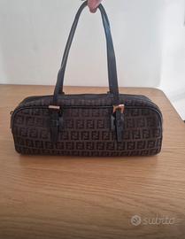 Borsa Fendi bassotto