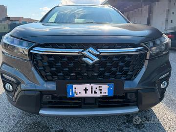 Suzuki S-Cross 1.4 Hybrid Top