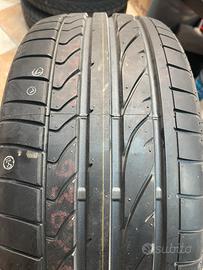 Bridgestone potenza RE050a 225/35zr19 84y