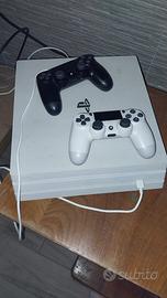 PlayStation 4 con giochi