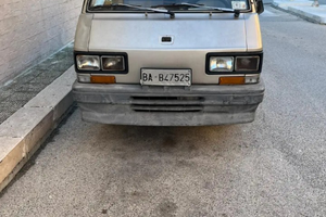 Furgone promiscuo Subaru