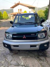 Auto Pajero Pininfarina