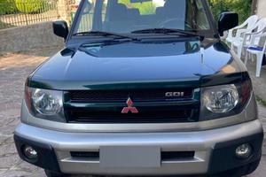 Auto Pajero Pininfarina