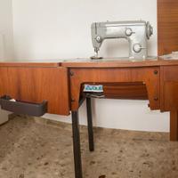 Macchina da cucire PFAFF 260 con mobile originale