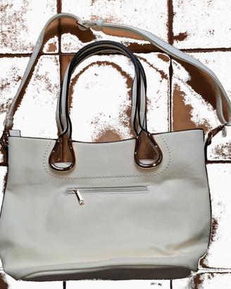 Borsa a Sacchetto Bianca – Grande e Spaziosa